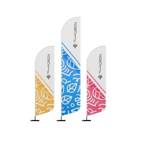 Bandeira Tex Wave Wing com estrutura em alumínio, impressão frente e verso em tecido Print Tex Flag. Formato em asa, base de guarda-sol incluída, ideal para eventos ao ar livre.