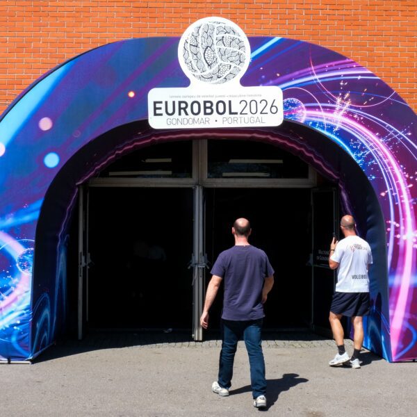 Eventos e Inteligência Artificial: PosterPlay no no Eurobol 2026